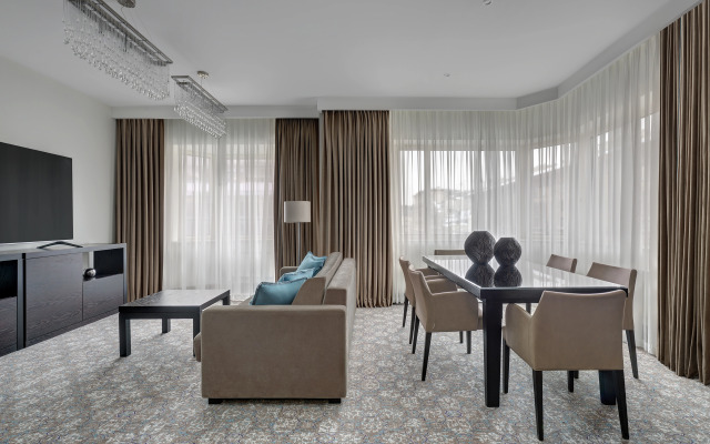 Safmar Palace Hotel Moscow (ex.Sheraton Palace)