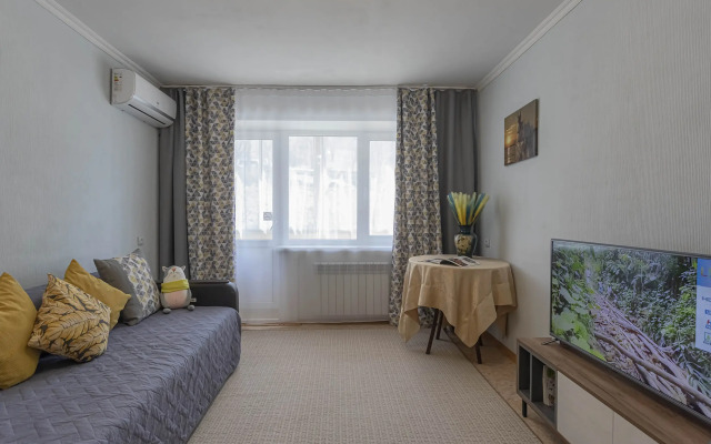 V tsentre na Nerchinskoy 3 Flat