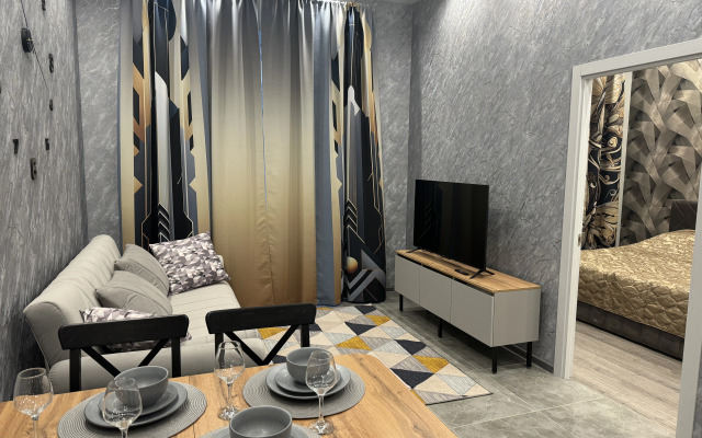 49m2 Na Beregu So Svoyej Terrasoy Flat