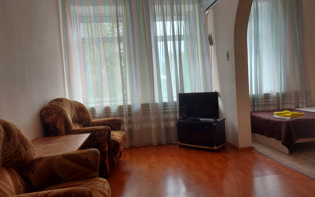 Отель Smart Hotel KDO Свободный