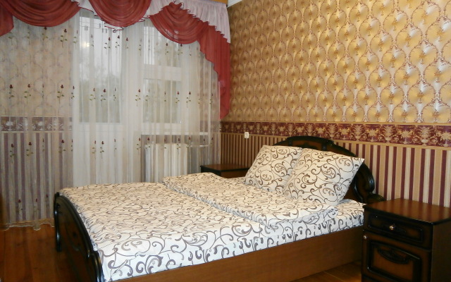 Apartments Prostornaya Kvartira V Tsentre Goroda