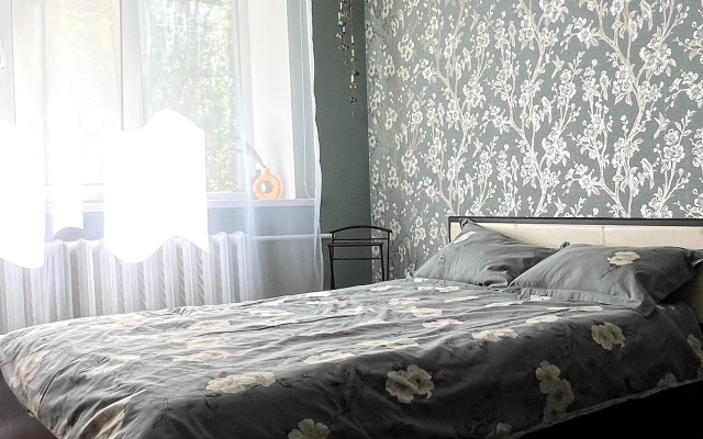 S Balkonom U Letnego Sada Flat