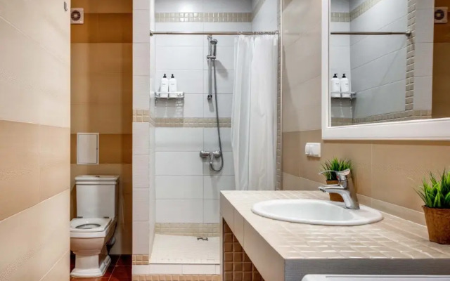 Surname Deluxe Apartments 24