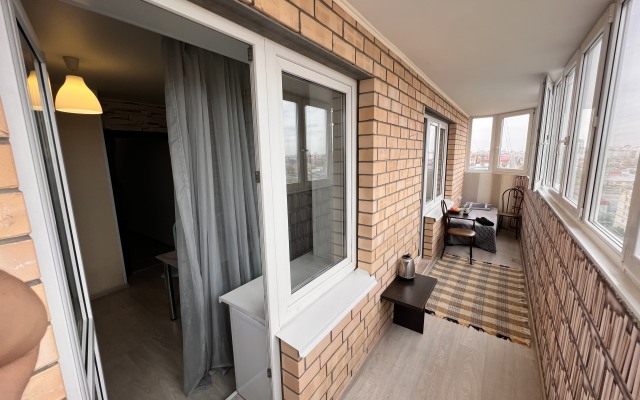 1kv South Port Shopping center Favorite of Demyan Bedny 92 Apartments
