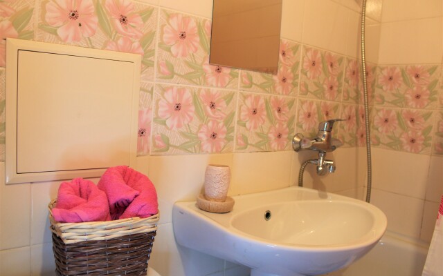 Den I Noch Apartments