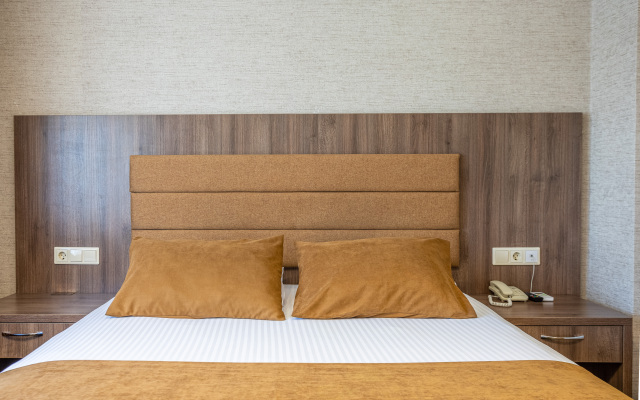 Hotel Marton Sezon
