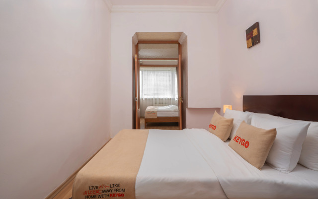 Апартаменты  с 2 спальнями KeyGo 0184 около Ереванского Оперного Театра