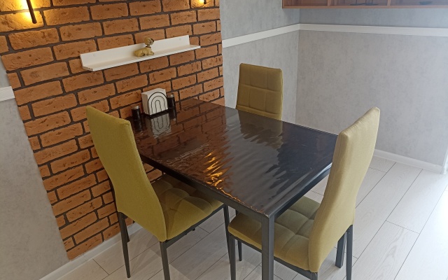 Dizaynerskaya Kvartira S Vidom Na Chernoye More Flat