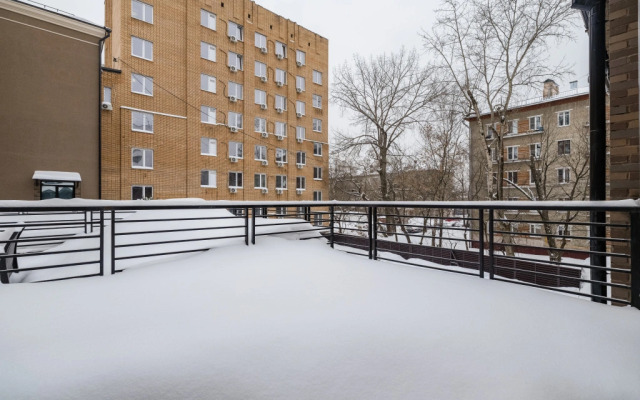 Апартаменты Улучшенные с Балконом Двухуровневые у метро Аэропорт 305