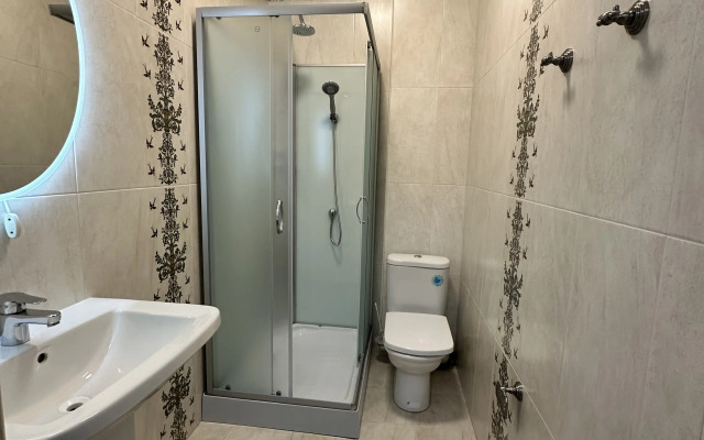 Aleksandr Guest house