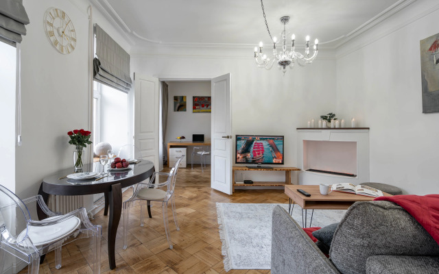 Апартаменты KeysSpb на Кузнечном