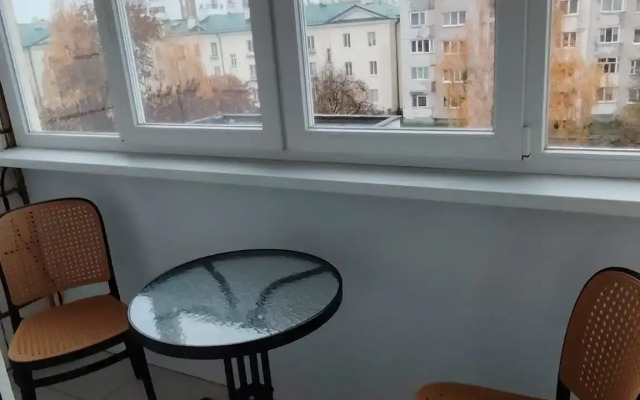 Апартаменты Космонавтов 30