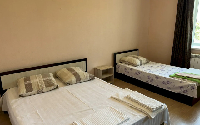 075 Dvukhkomnatnaya V Tsentre Flat