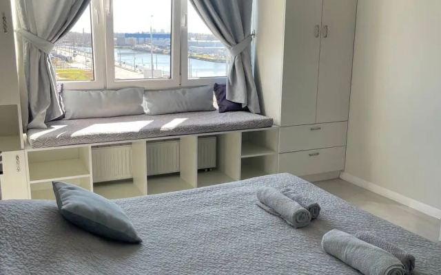 Квартира на Рыбной Деревне с видом на набережную