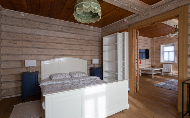 Частный дом с русской печью и баней