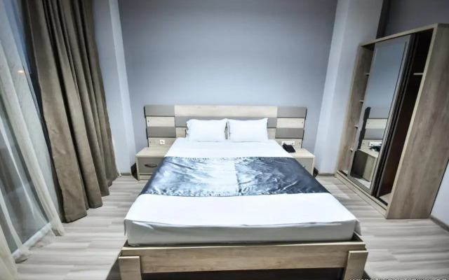 Hotel Wave
