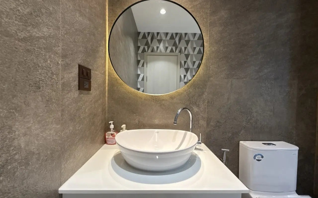 Mars 2 Sweet Home Phuket Apartments