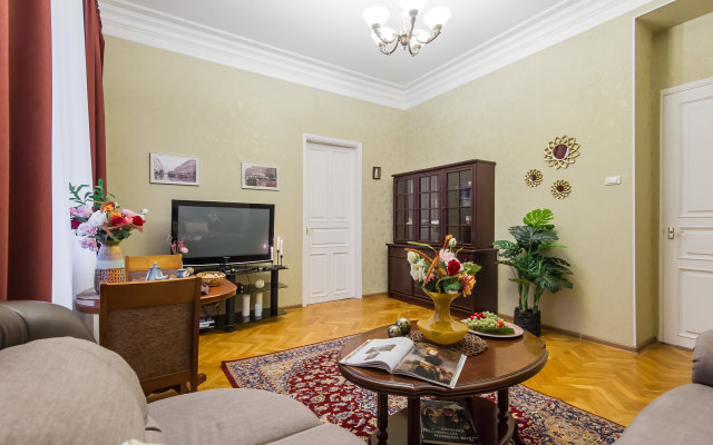 Gorod-M Na Novom Arbate Apartments