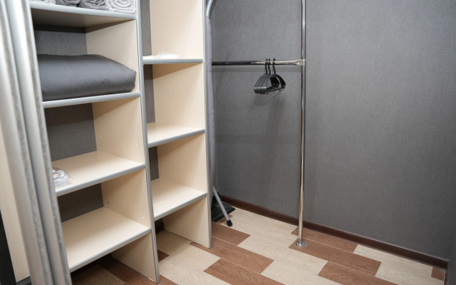 Svetlaya I Uyutnaya U Moskovskogo Vokzala Flat