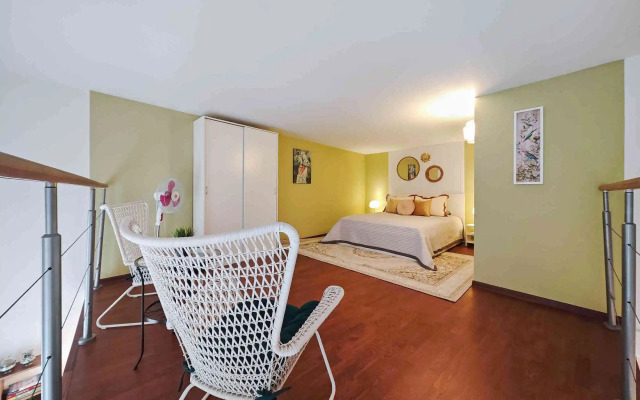 Апартаменты Невский 18 Николь и Мишель 1