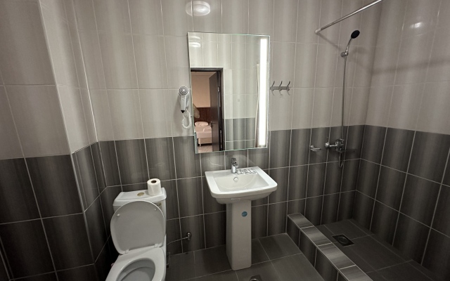 Kub Guest House