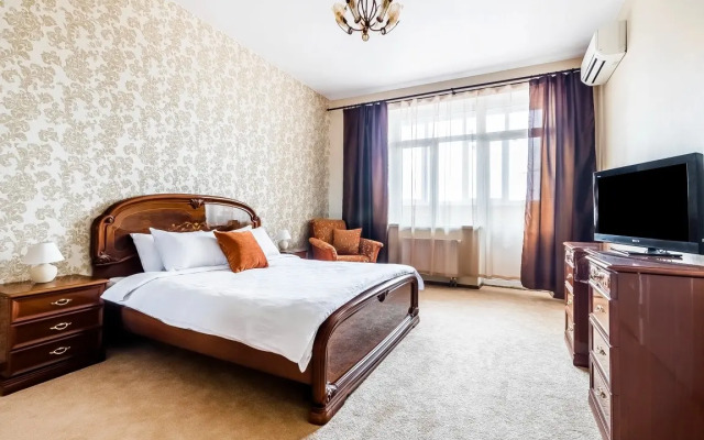 Апартаменты Большой Площади в Центре| До 8 гостей | Панорамный Вид на Город |