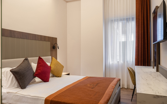 Nuca Homes Hotel