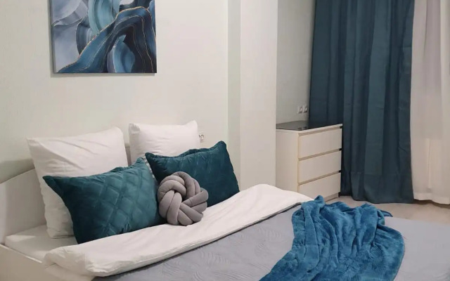 2kh Komnatnaya Kvartira Na Krylovskom Apartments