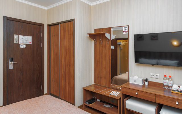 Aerootel Hotel