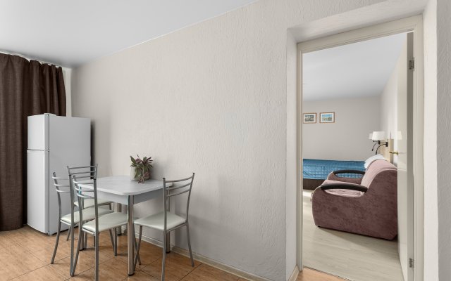 Comfort Plus Apartment Na Prospekte Nauki
