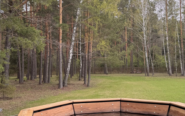 Zelenaya Khizhina Private house