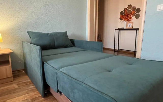 Квартира Двухкомнатная рядом с Аэропортом