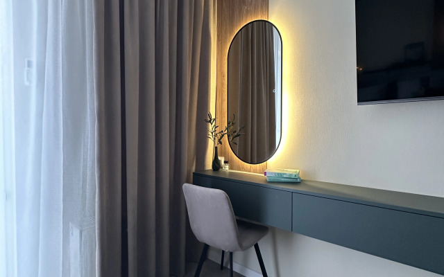 Zhk Letniy S Uyutnym Balkonom Apartment