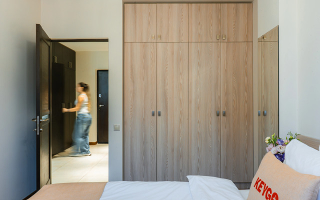 KeyGo #0099, 1 Bedroom, Balcony, Near National Gallery Apartments