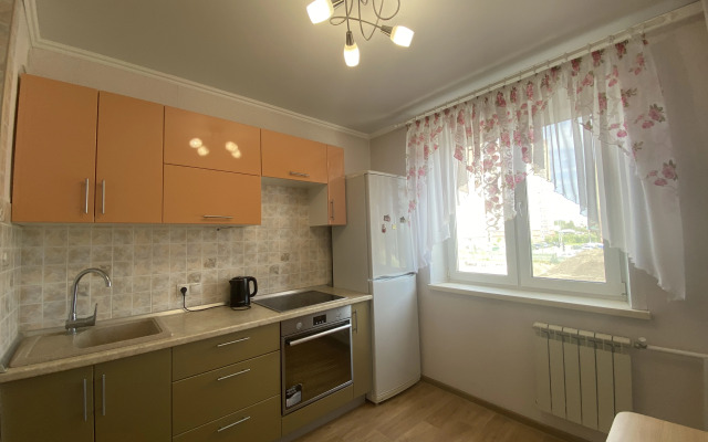 Квартира Просторная и уютная двухкомнатная вблизи аквапарка Лето-Лето! Arendatmn24