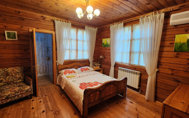 Частный дом Деревянный коттедж