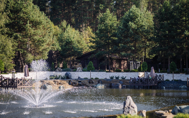 Guest house Park-Otel "petrovskie Parusa"