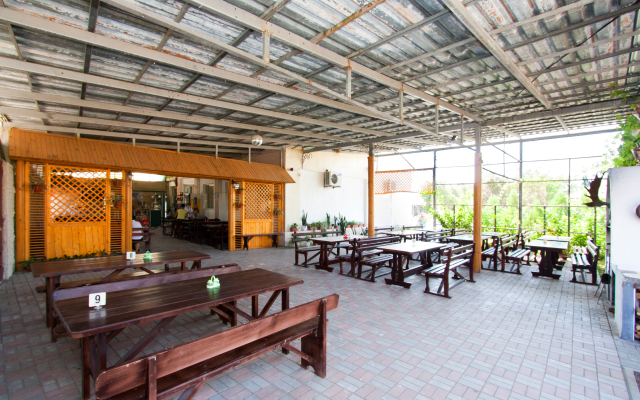 Alternativa Hotel