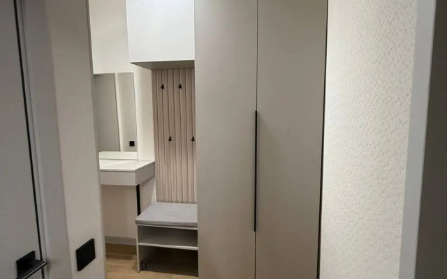 1-K Komnatnaya V Kirovskom Rayone Flat