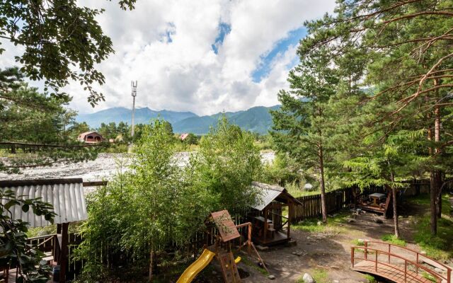 Отель Дом у реки