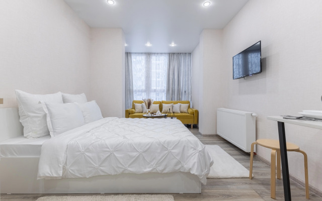 Comfort Home Na Chetaeva 43a Apartments