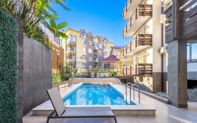 Myhomeyourhome na Fadeeva 34 Flat