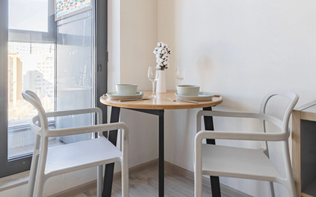 Uyutnaya Studiya S Panoramnym Ostekleniem Apartments