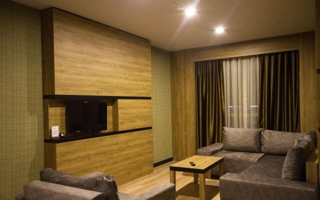 Sky Business Hotel