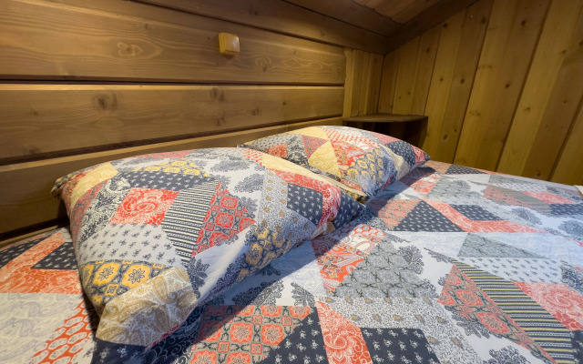 U Pestrogo Zaliva Guest House