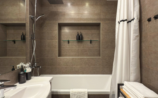 Квартира 100-метровая видовая в самом современном районе Великого Новгорода