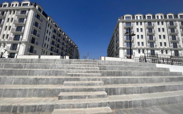 Apartments Count Tolstoy