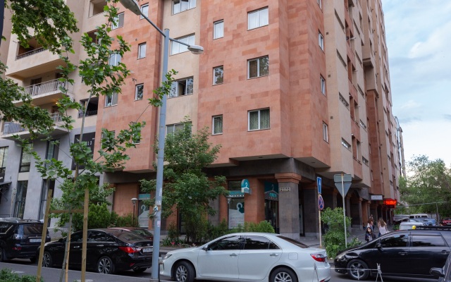 Stay Inn on Aram Str. 70-94 Apartments