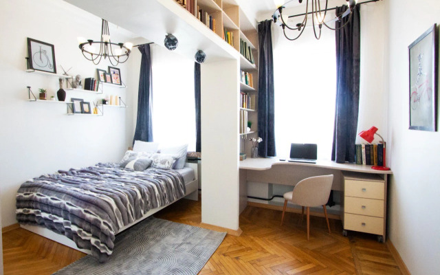 Tryokhkomnatnaya na Tverskoy Flat