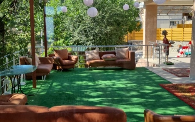 Tango Guest house